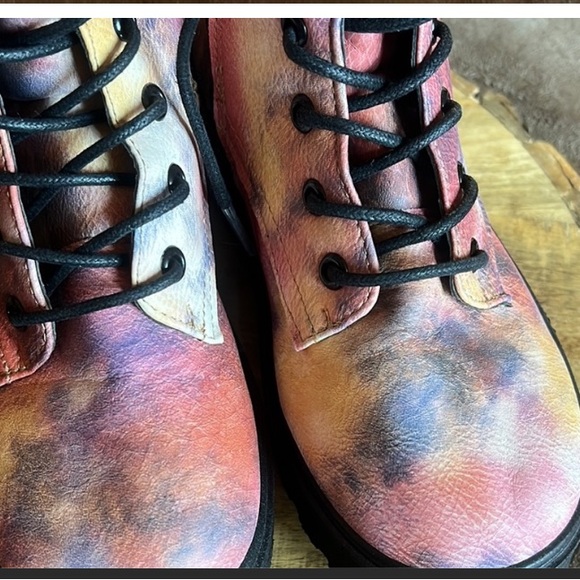 Yoki Platform Combat Boots Tie Dye w/Black Soles, Laces & Zippers~Sz 7 - Picture 9 of 10